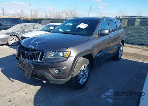 2015 Jeep Grand Cherokee Laredo z USA, uszkodzony, nr VIN 1C4RJFAG7FC775759